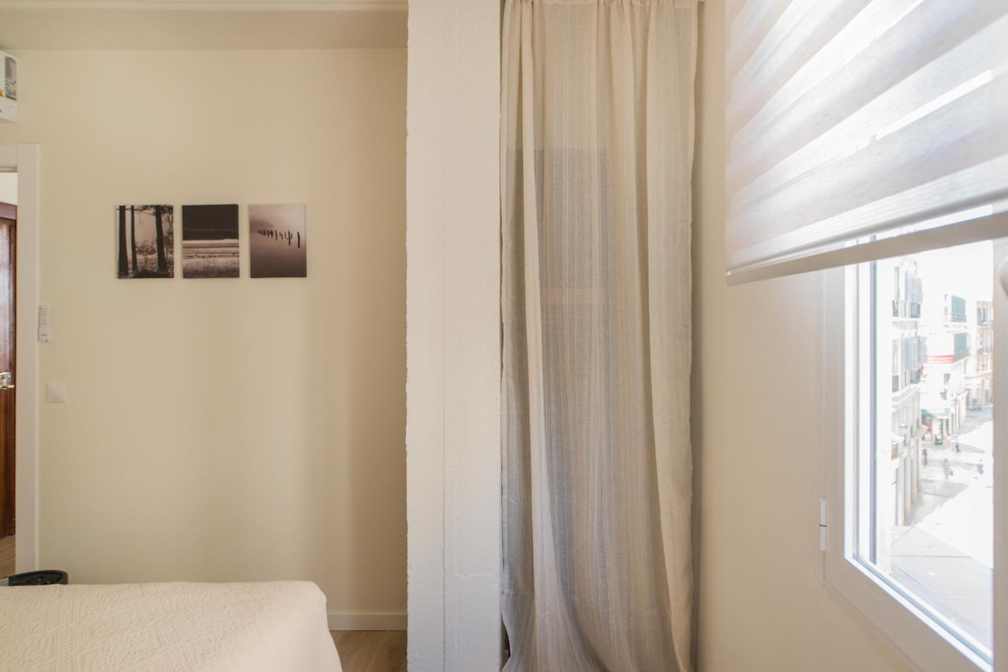 Victoria Apartment City Center Malaga Bagian luar foto